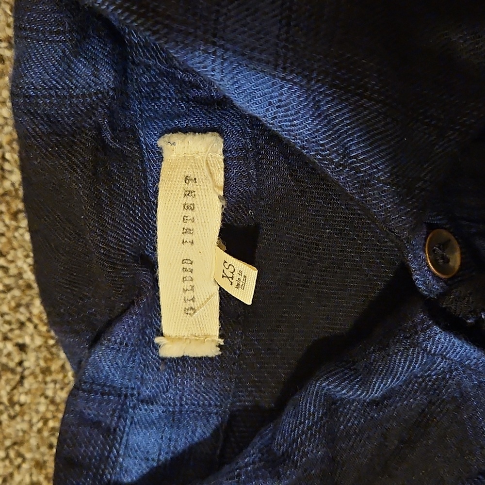 Gilded Intent Flannel - Picture 2 of 3